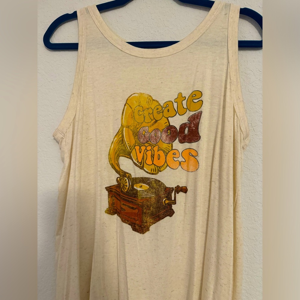 Wonderlux super soft tank size medium